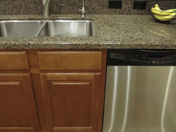 Kitchen sinks, dishwasher