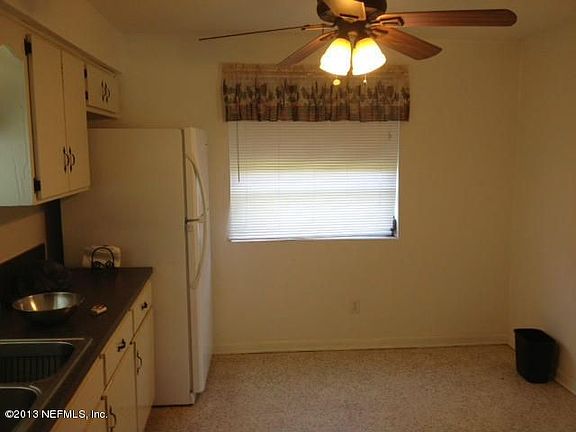 4th image of 6068 Longchamp Dr