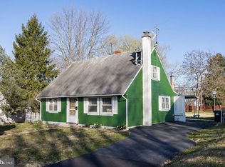 515 Reeves Dr, Phoenixville, PA 19460