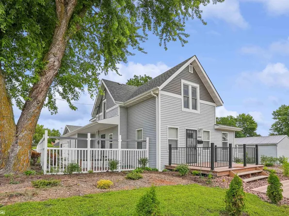 1714 12th Ave, Eldora, IA 50627