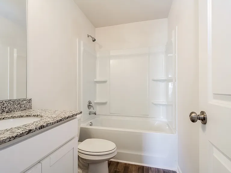228 Wadsworth Rd — Photo 14