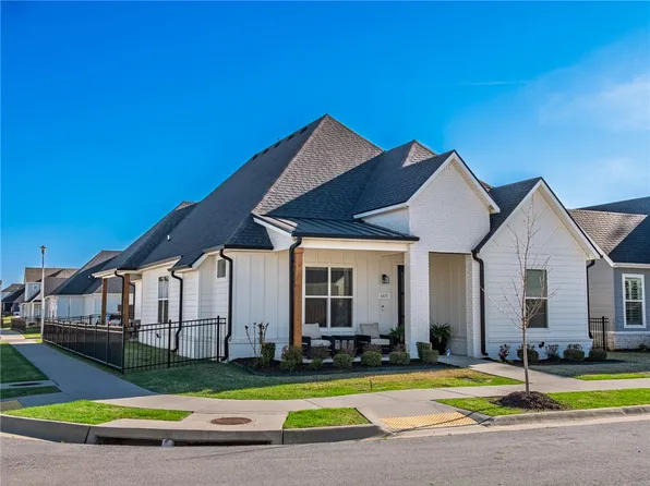 6875 Garden Trail Ave, Springdale, AR 72762