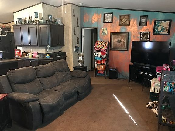 3rd image of 7702 Golder Ave