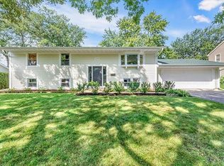 1219 S 13th St, St Charles, IL 60174