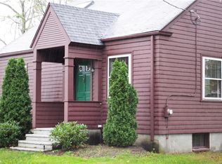 36 Homestead Ave, Warren, RI 02885