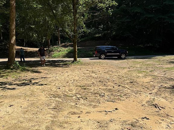 2nd image of 31700 Dixon Mill Rd