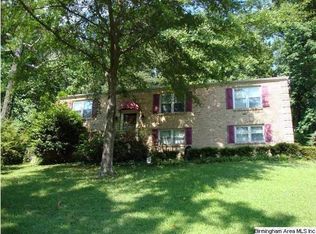 2304 Woodcreek Dr, Birmingham, AL 35226