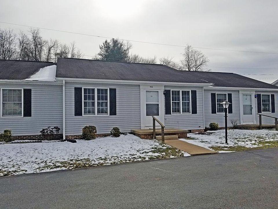 1st image of 952 Beverly Dr SW #11