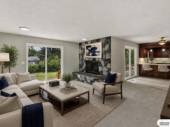 2nd image of 10061 Miami Cir