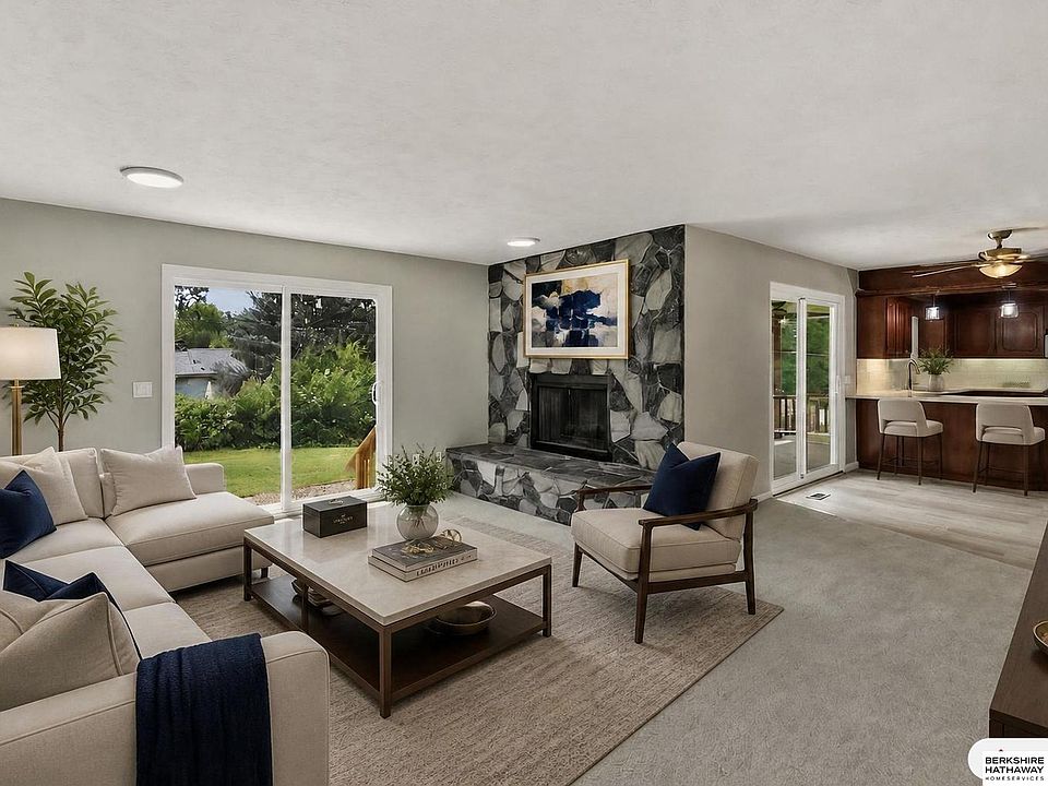 1st image of 10061 Miami Cir