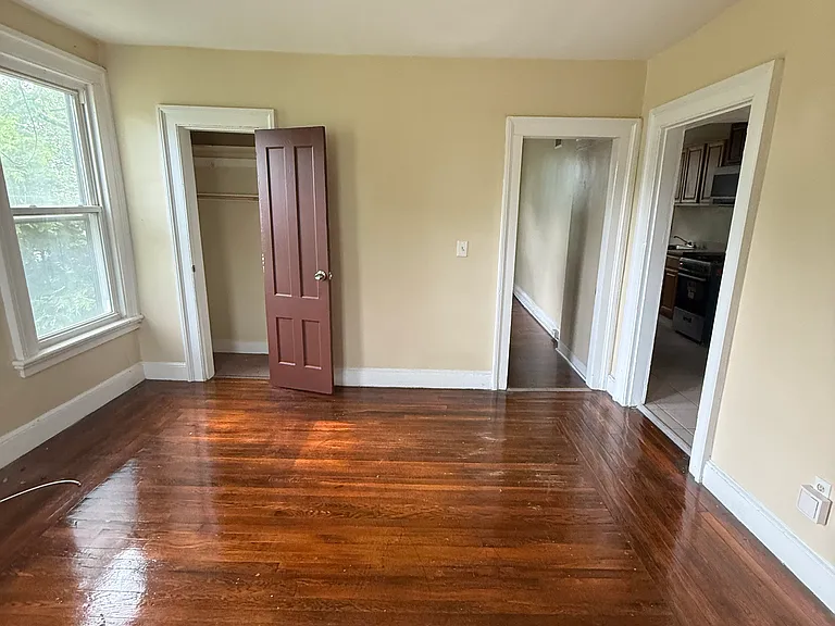 111 Bristol St #2L — Photo 3