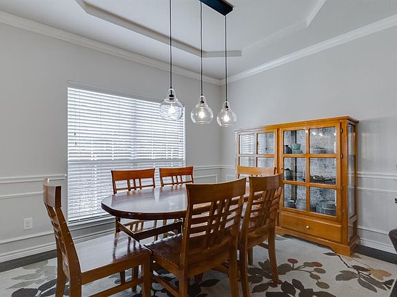 5th image of 9024 McFarland Way