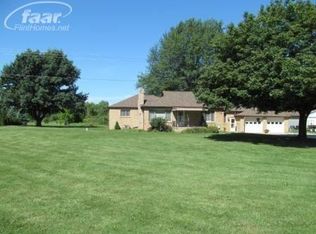 4062 S Seymour Rd, Swartz Creek, MI 48473