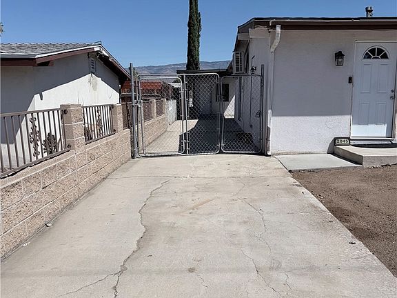 4th image of 2045 Capri Ave