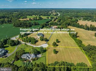 9 Solitude Ct, Lothian, MD 20711