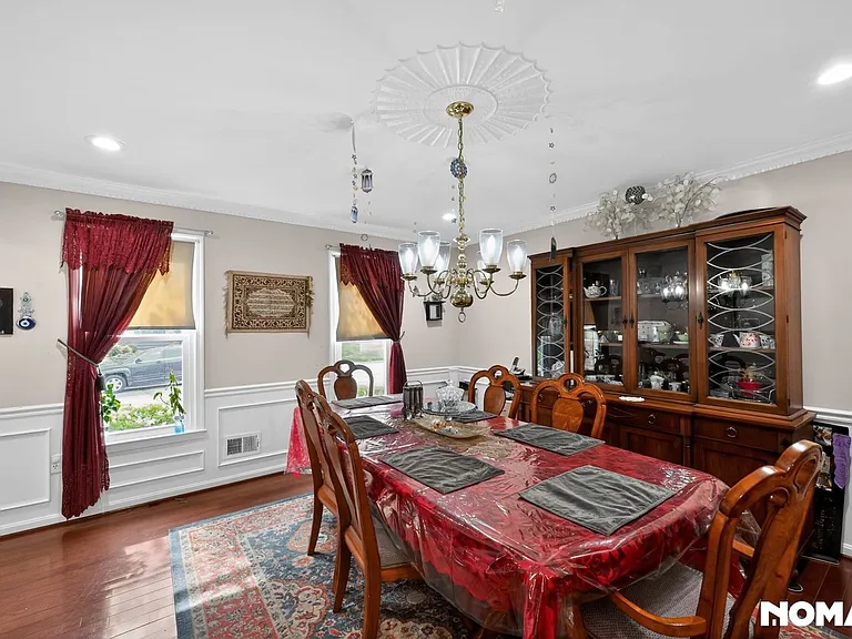 13648 Spinning Wheel Dr — Photo 16