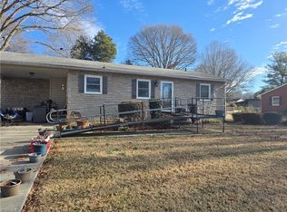 499 Raymond St, Mocksville, NC 27028