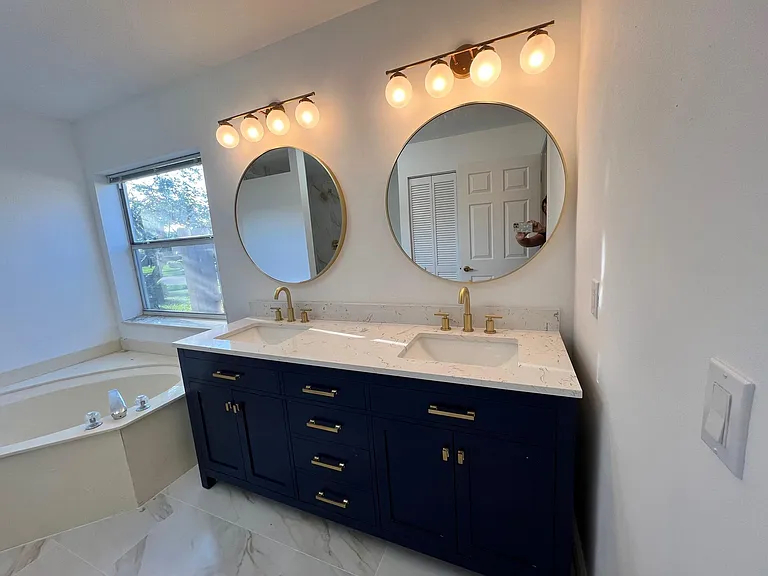 8501 Windy Cir — Photo 13