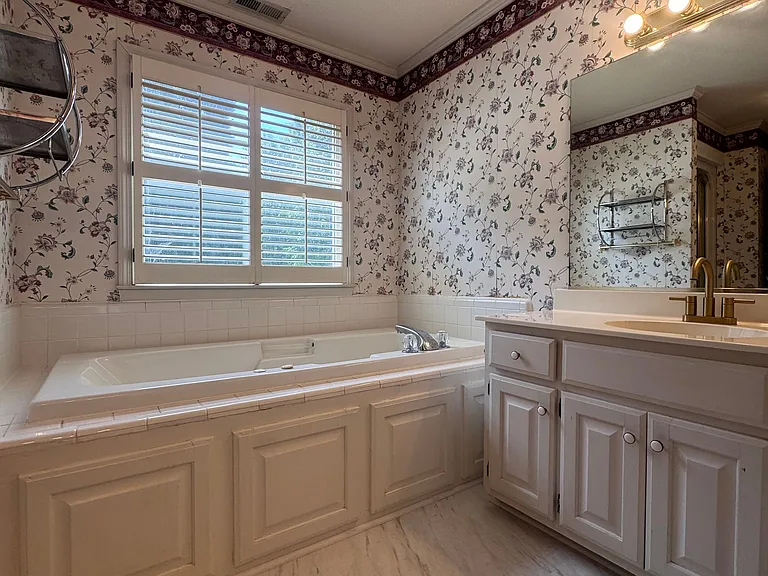 801 Driftwood Dr — Photo 39