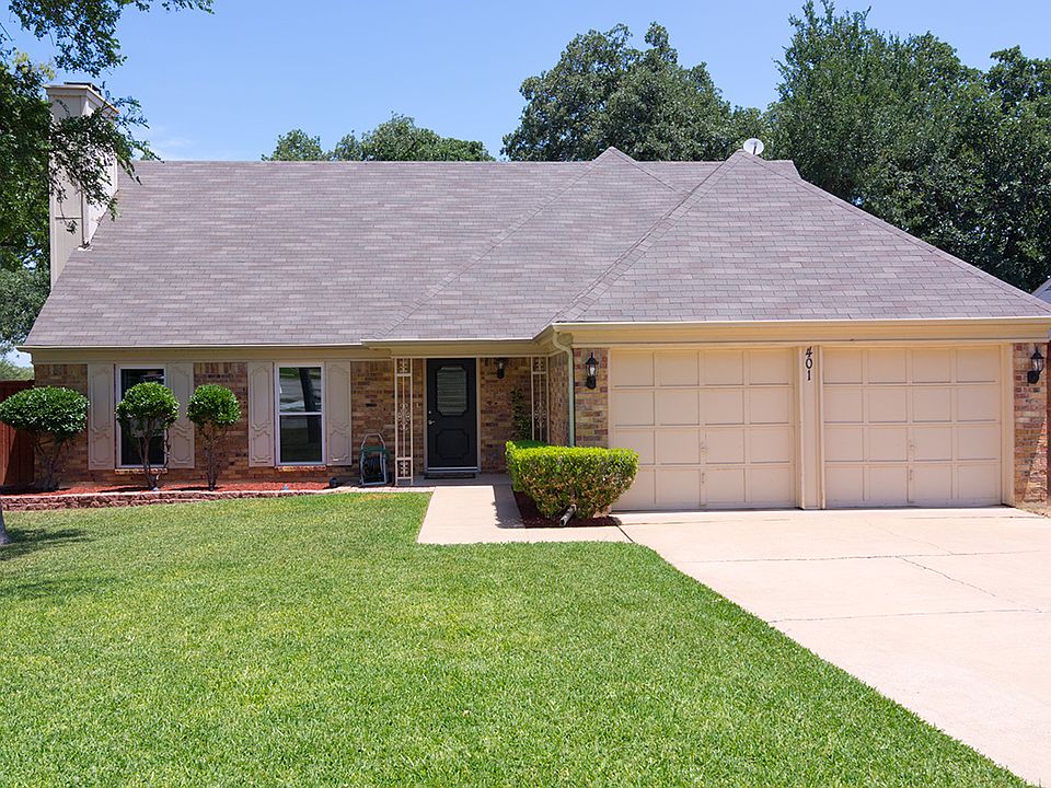 1st image of 401 Thorn Wood Dr