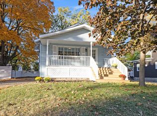 131 Daniel St SE, Kentwood, MI 49548