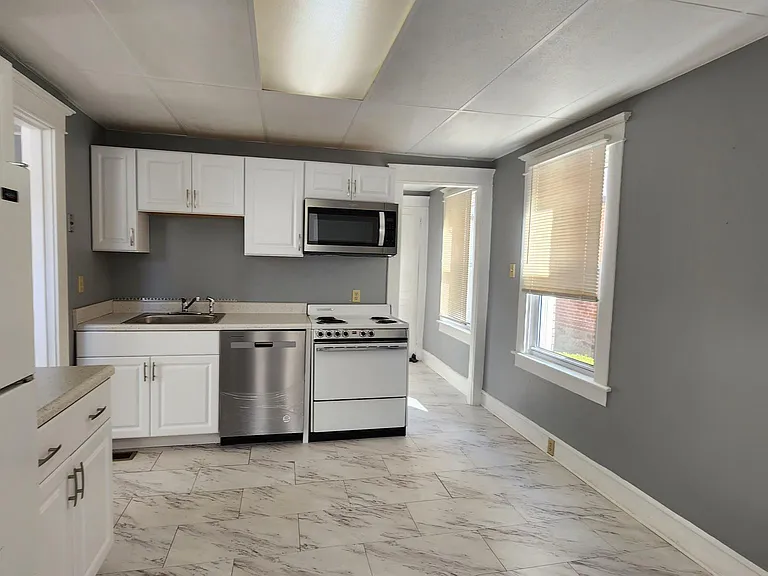 1211 Chislett St #1 — Photo 2