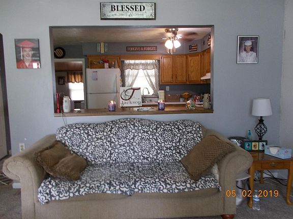 4th image of 301 Greenhill Way
