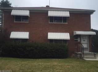 93 & 95 Greencrest Ter, Akron, OH 44313