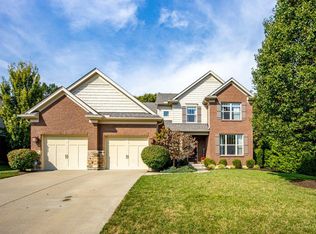 7635 Chance Dr, Cleves, OH 45002