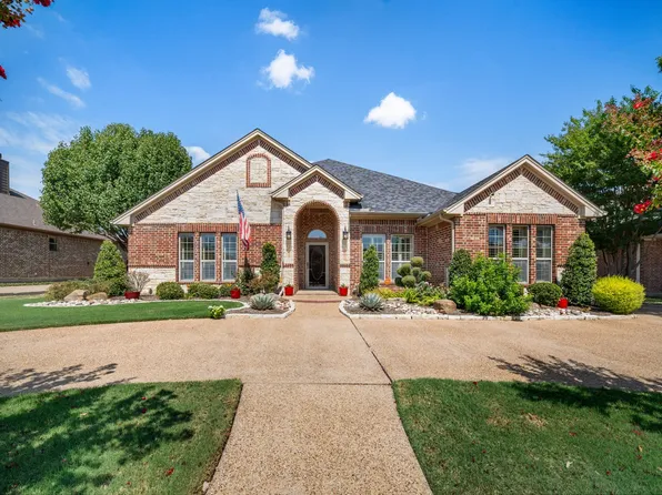 811 Amherst Dr, Waxahachie, TX 75165