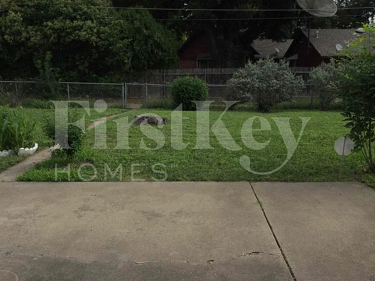 6318 Songwood Dr — Photo 16