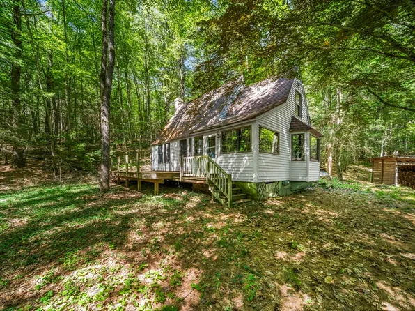 180 Holtshire Rd, Orange, MA 01364