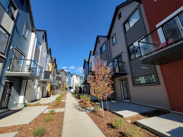 2796 Maple Way NW, Edmonton, AB