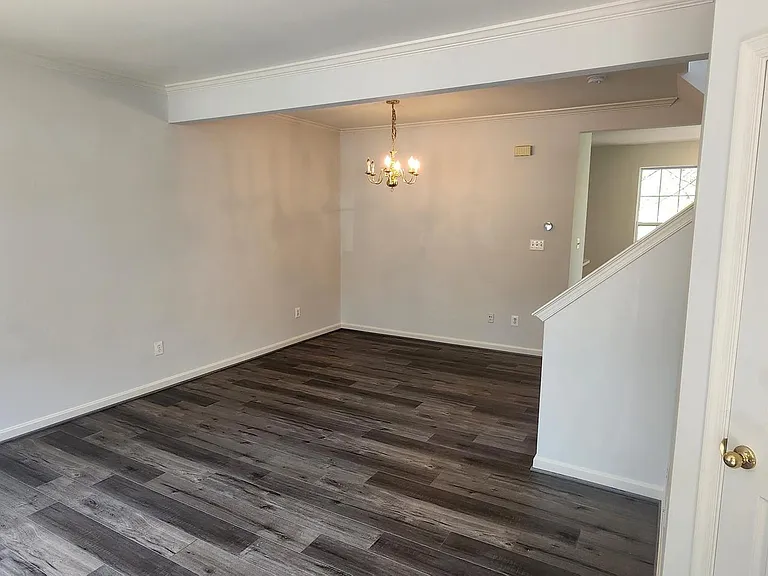 45512 Lakemont Sq — Photo 2