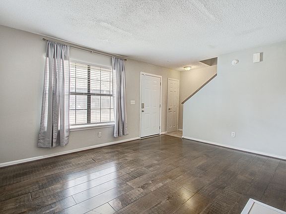5th image of 8016 Thelen St