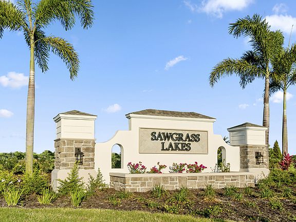 Sawgrass Lakes Monument