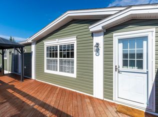27 11th St, Halifax, NS B4B 0S3
