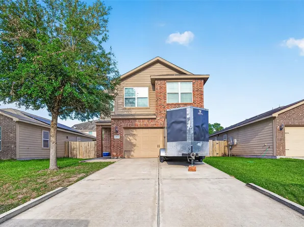 10538 Pine Landing Dr, Houston, TX 77088