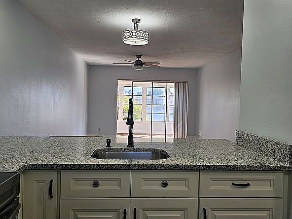 3rd image of 104 Lake Barbara Dr #104
