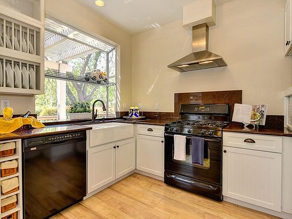 2nd image of 7521 Quail Vista Ln