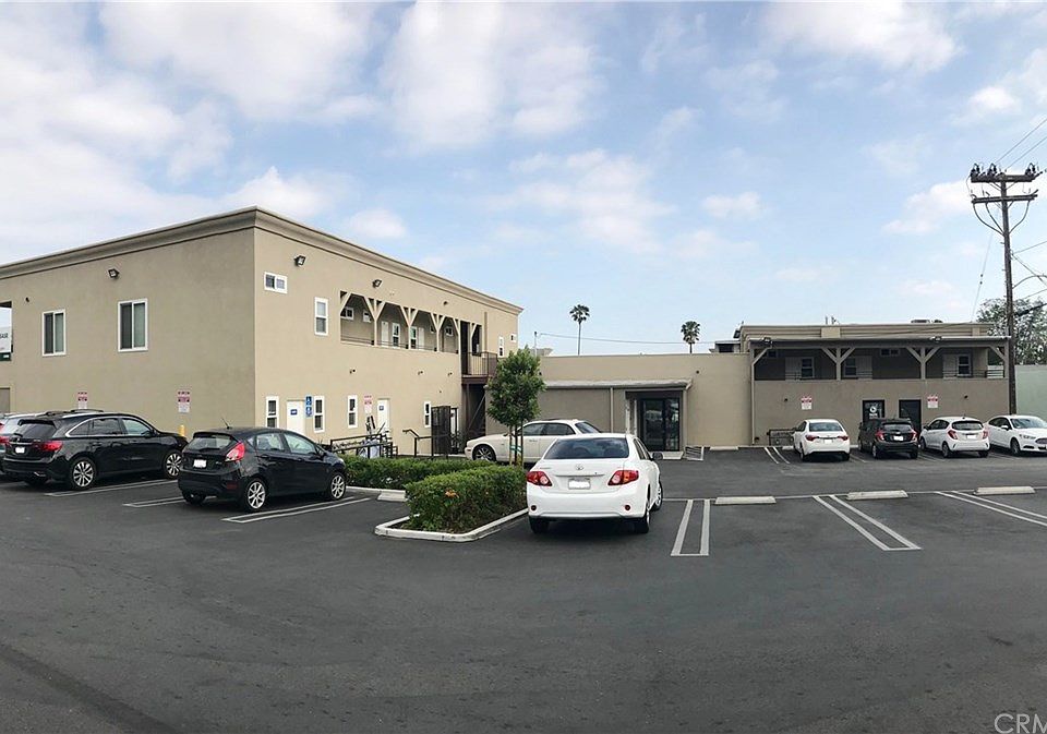 1st image of 1349 N Altadena Dr APT F