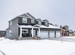 7485 15th St S, Fargo, ND 58104