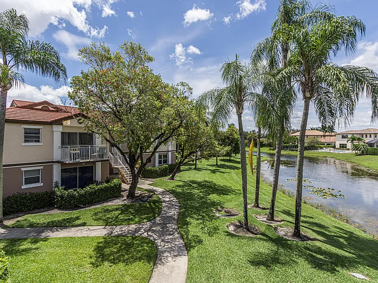 1250 SW 113th Ter #204 — Photo 40