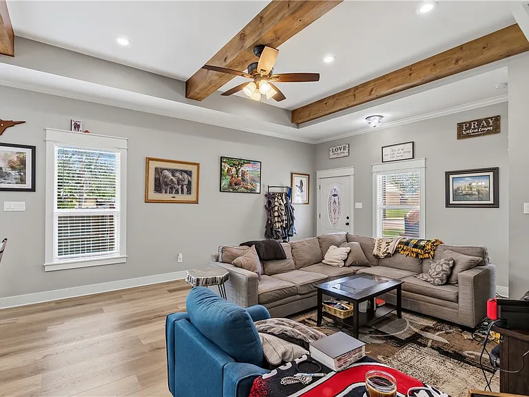 1200 Military Dr — Photo 5