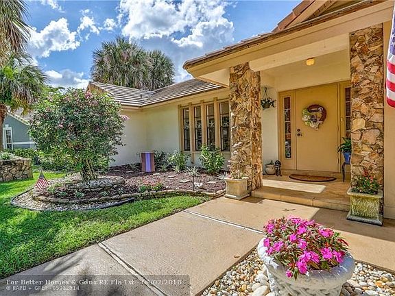 5th image of 9226 NW 13th Pl