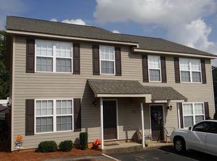 517 Fairview Rd, Taylors, SC 29687