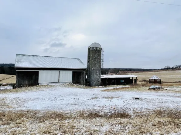 120 John Deere Ln, Brookville, PA 15825