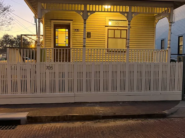 705 Sabine St, Houston, TX 77007