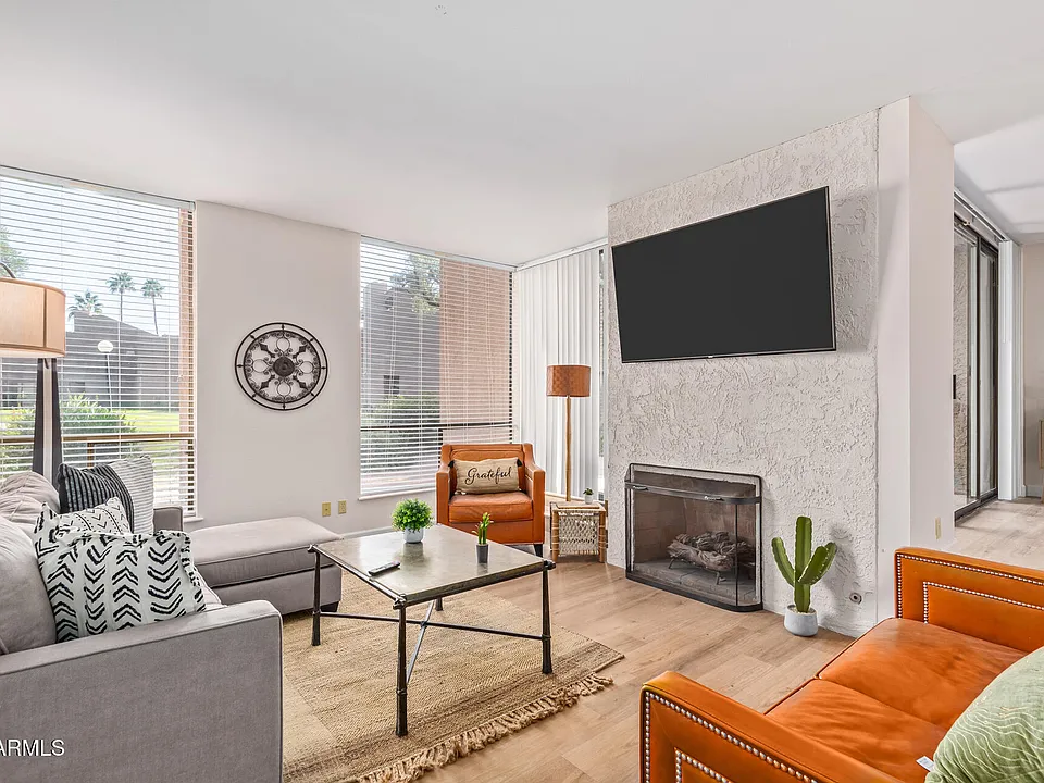 7401 N Scottsdale Rd #20