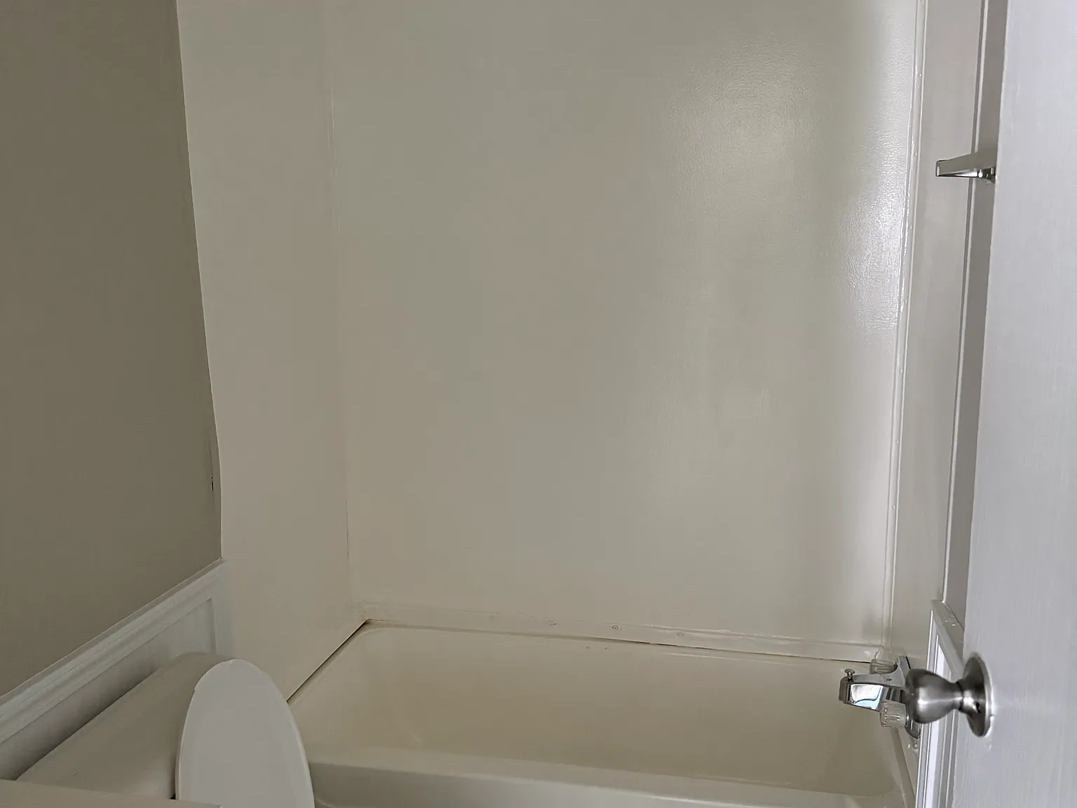 3 bed, 1500 sqft, $1,100 — Photo 4